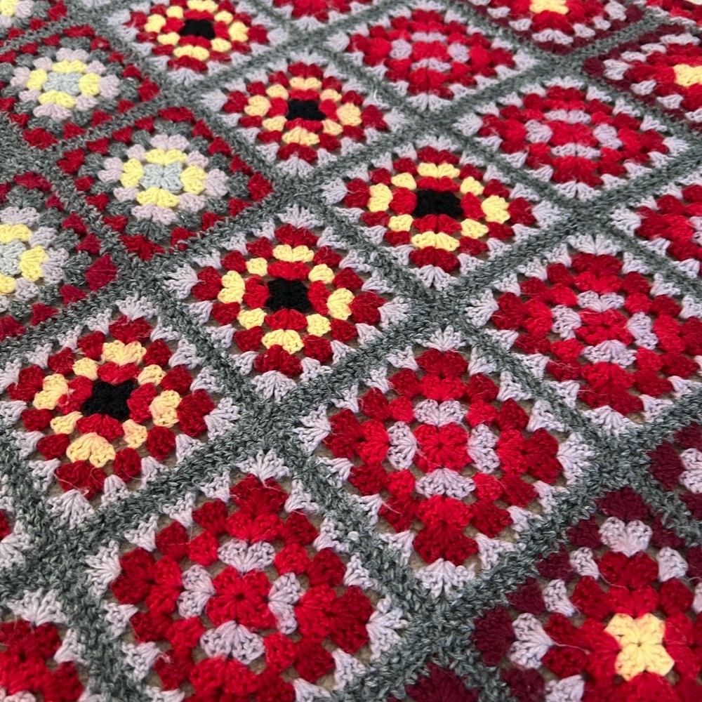 Crochet hand made Afghan throw blanket Granny square pattern 75” X 48”
